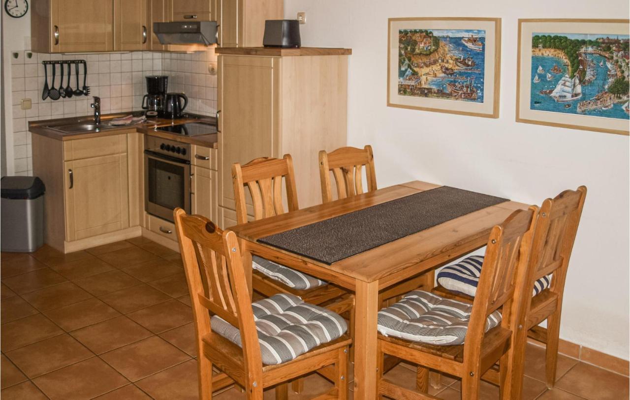 2 Bedroom Beautiful Home In Plau Am See Buitenkant foto